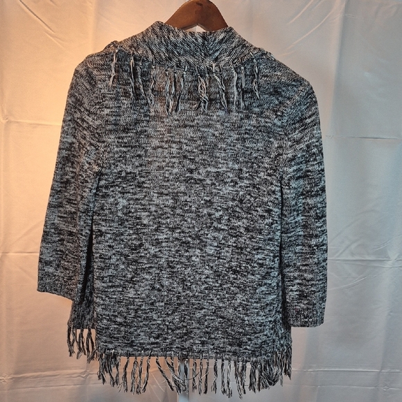 Chico's  size 0 Black And White Waterfall Cardigan - Picture 4 of 4